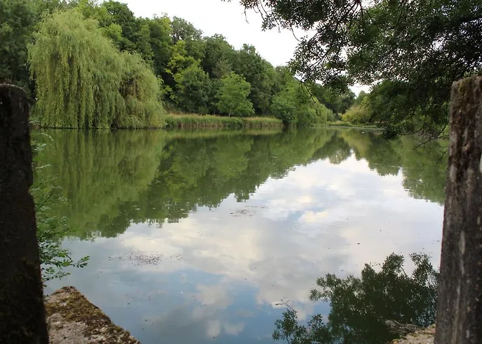 Les Granges D'antan - Le Refuge Forestier - Insolite Sans Eau - Electricite Avec Batterie Nomade * Chalonnes-Sous-le-Lude