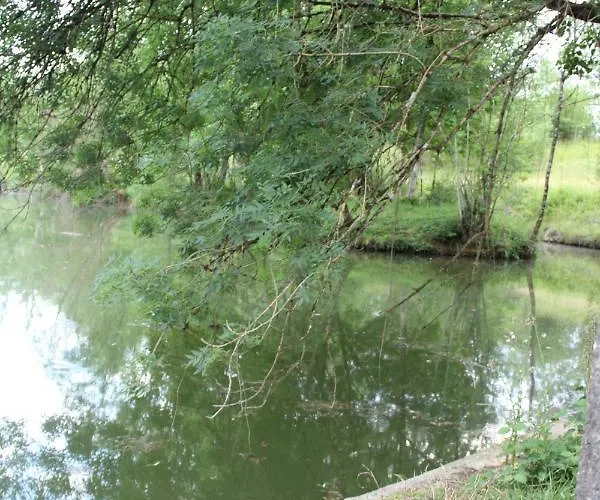 Luxuszelt Les Granges D'antan - Le Refuge Forestier - Insolite Sans Eau - Electricite Avec Batterie Nomade *